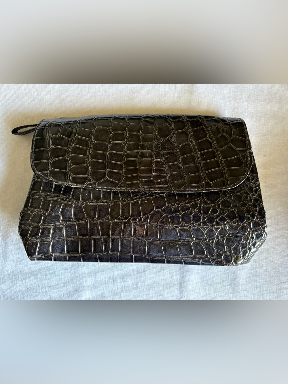 Bloomingdale’s “Bloomie’s” Small Brown Cosmetic Bag Crocodile pattern
